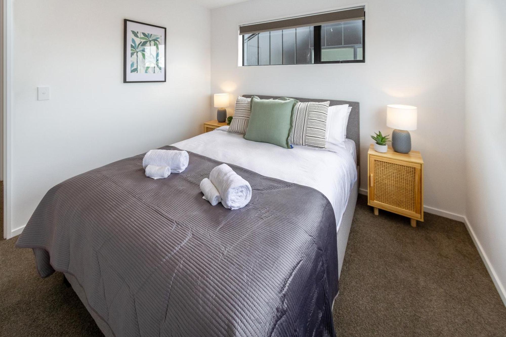 2Br Townhouse: Cosy, Close To City, Car Park Christchurch Exterior photo