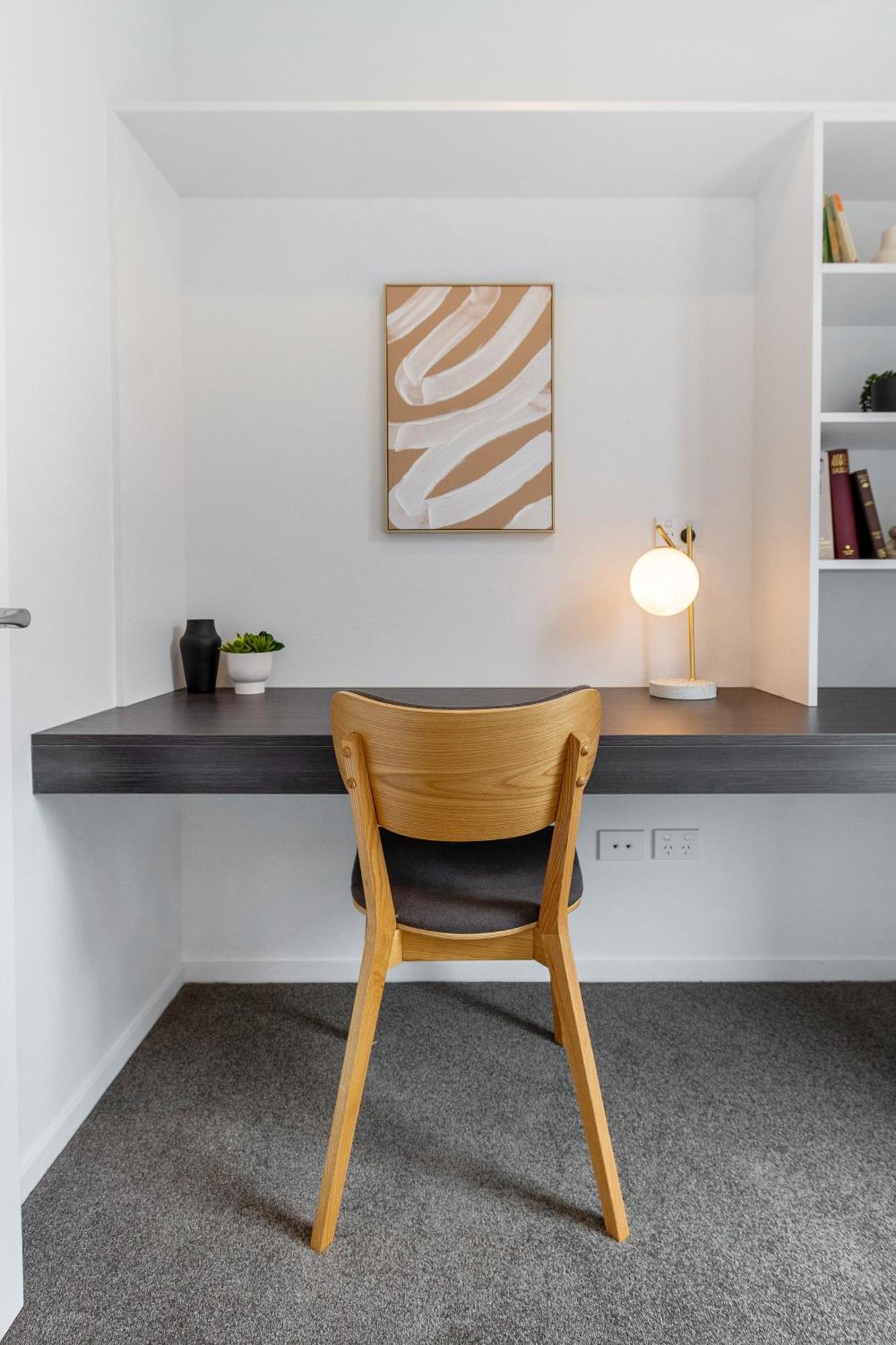 2Br Townhouse: Cosy, Close To City, Car Park Christchurch Exterior photo
